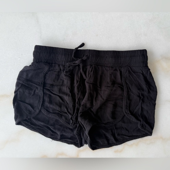 Black Women's Shorts - Picture 1 of 3